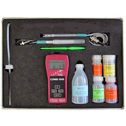 多機能 土壌測定器 pH + EC 5000 (土壌pH計 / 土壌EC計 / 土壌温度計)